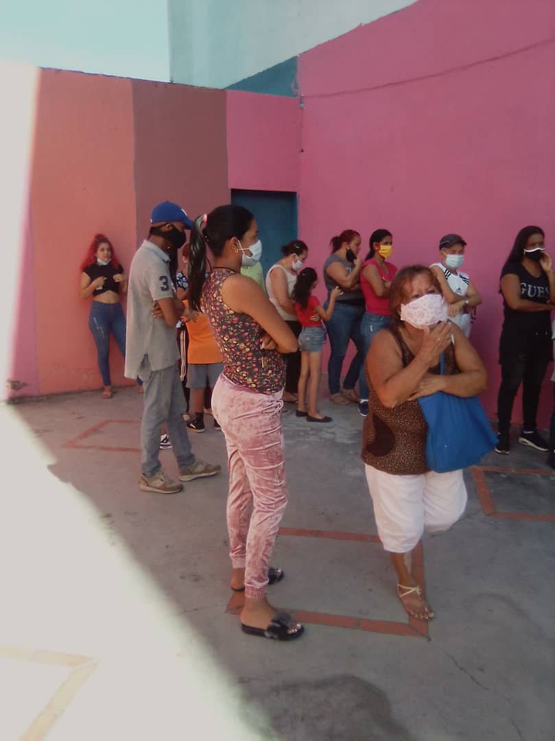 EpaMiranda_'s tweet photo. Desde todos los rincones de Miranda, la militancia activa, sin miedo, apoyando a Aurora Morales a la gobernación de Miranda.
#AuroraGobernadora

#EpaPsuv2021 #VamosConAurora #AuroraGobernadora #Porelcaminodechavez https://t.co/su0lhYRQ9o