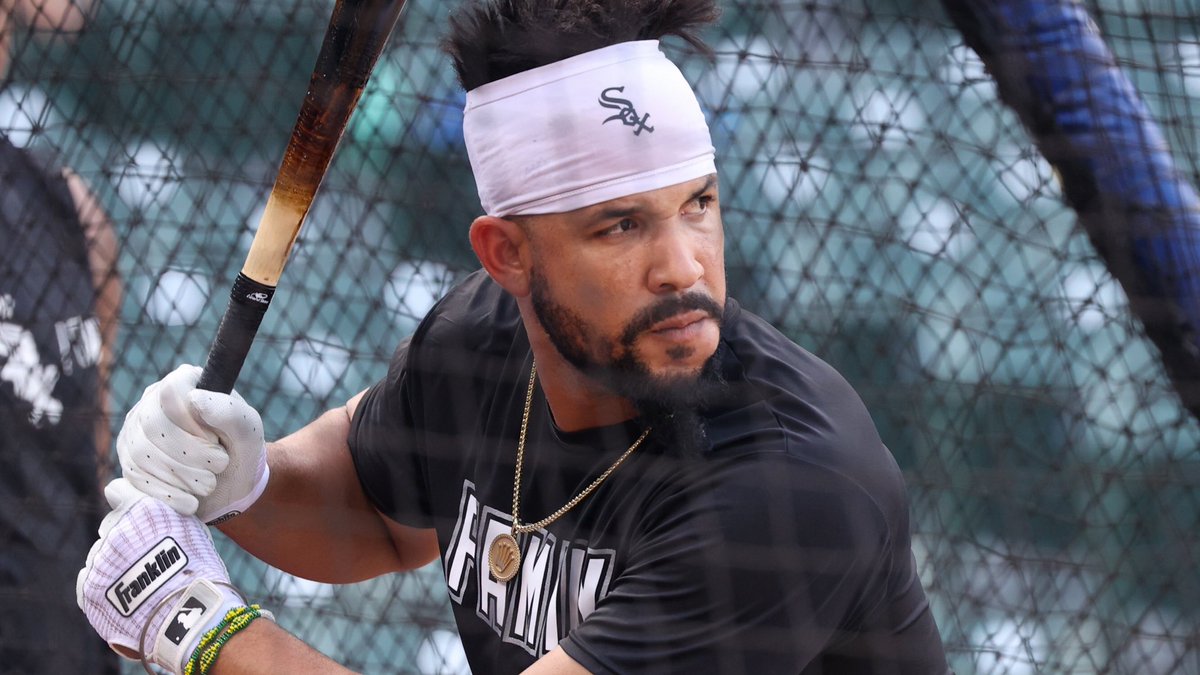whitesox's tweet photo. Family. https://t.co/I5vLOw8e3X