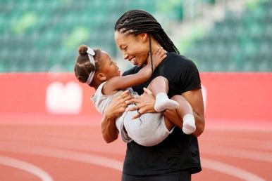 annenifla's tweet photo. Greatest Olympian and Voice for Women everywhere! @allysonfelix shows the world that women can have children and be champions at whatever they set their mind to. Women don’t need to sacrifice their right to be mothers to achieve their goals. #ProLifeIsProWomen https://t.co/3M4R8jpTSl