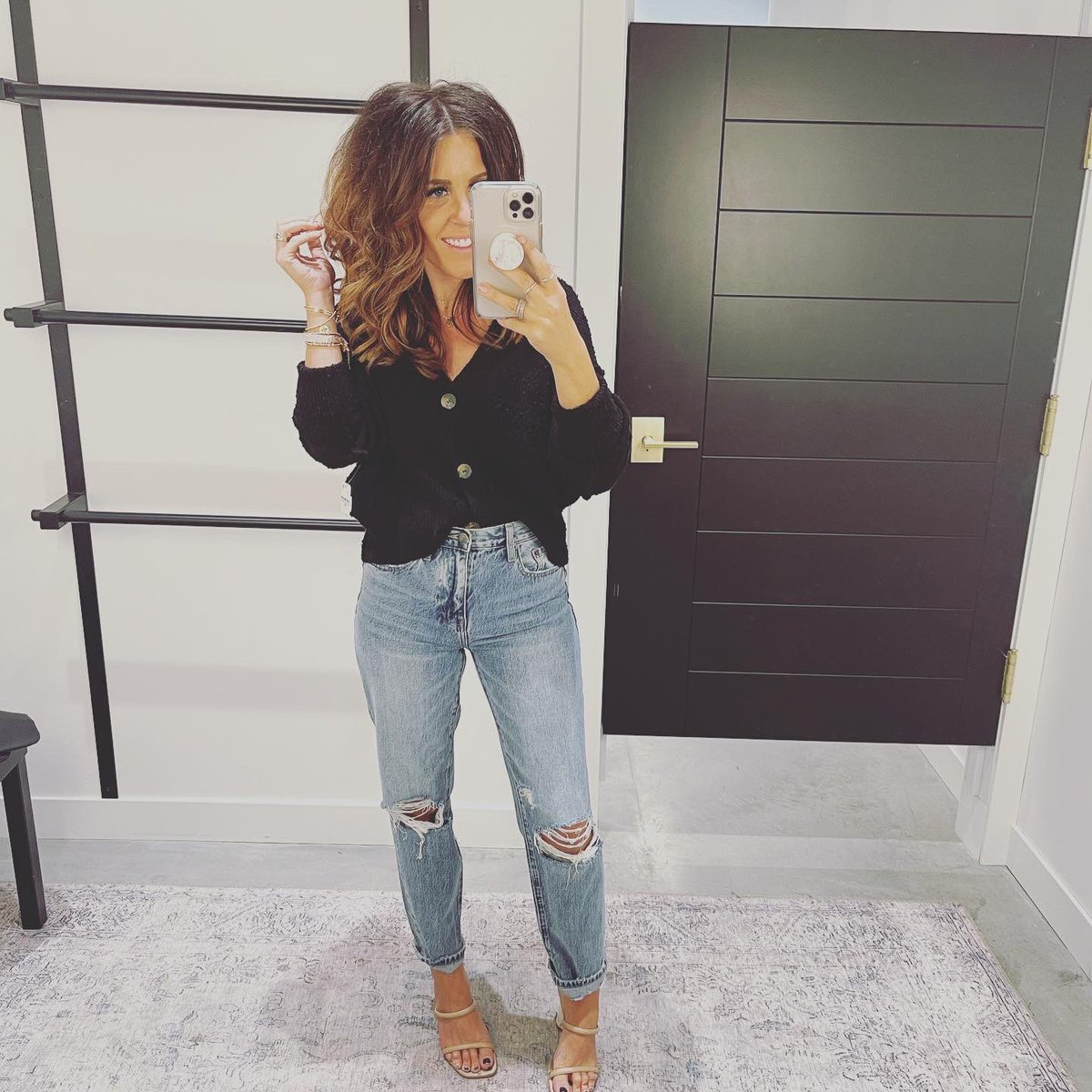 leelalavender's tweet photo. New 🍂 style has arrived : shop all cozy sweaters &amp; fall style at : https://t.co/V5ujSA03Xv
#Style #fashion #OOTD #newarrivals https://t.co/rWQZftaKYv