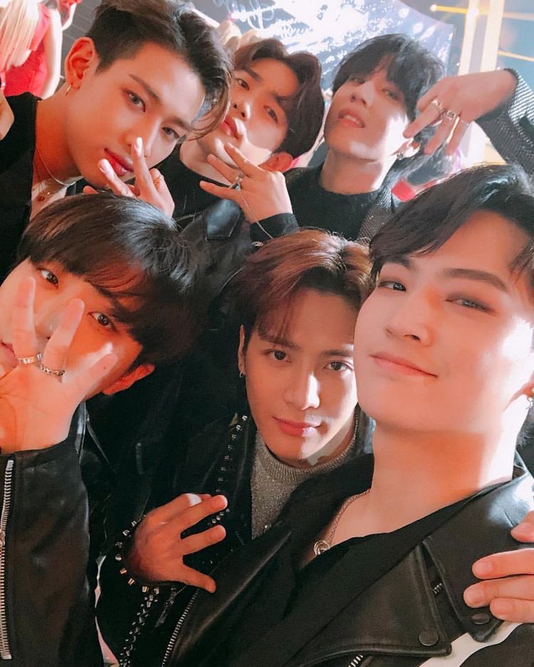 GOT7BBS50TH's tweet photo. 📍CHALLENGE 📍
-
มอนิ่งวันทำงานค่ะ เราช่วยกันเก็บแต้มให้ทุกคนติด Top 50 กันนะ สู้ๆ ✌️

➡️ฝากกดรีให้กัซค่ะ🙏🏻
➡️ขอ 7 เมนชั่น ติด # 
➡️ เขียนชื่อกัซค่ะ 

@jaybnow_hr @marktuan
@JacksonWang852 #Jinyoung
@GOTYJ_Ars_Vita @BamBam1A
@yugyeom  @BAMBAMxABYSS 
#갓세븐 #GOT7 @GOT7Official https://t.co/zVfoZHKcHy