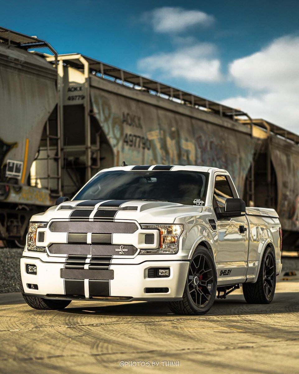 Lowered, supercharged, performance-focused street truck, the Shelby Super Snake Sport by @tuscanymotorco
-
𝐅𝐨𝐫 𝐌𝐨𝐫𝐞 𝐈𝐧𝐟𝐨: bit.ly/3uieKOe