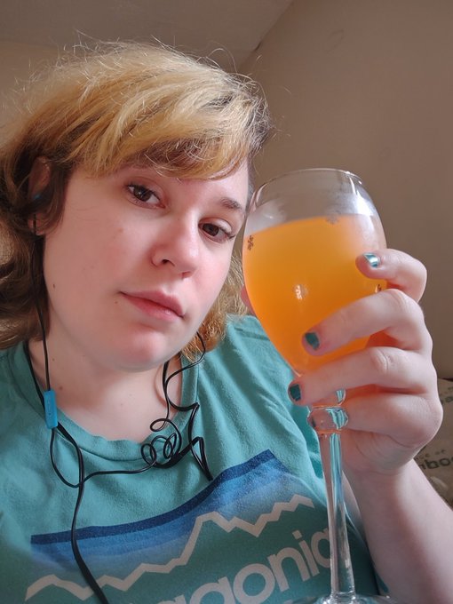 Nothing like a nice drink and relaxing  After using a sub https://t.co/LQW53PrplB<a href="/tag/mytwitteranniversary"class="tags"><span>#mytwitteranniversary</span></a>