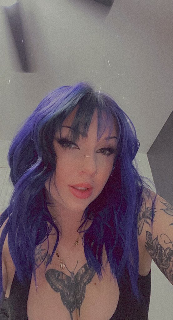 reakayy's tweet photo. coraline or violet beauregard https://t.co/KeSBXM9Q3w