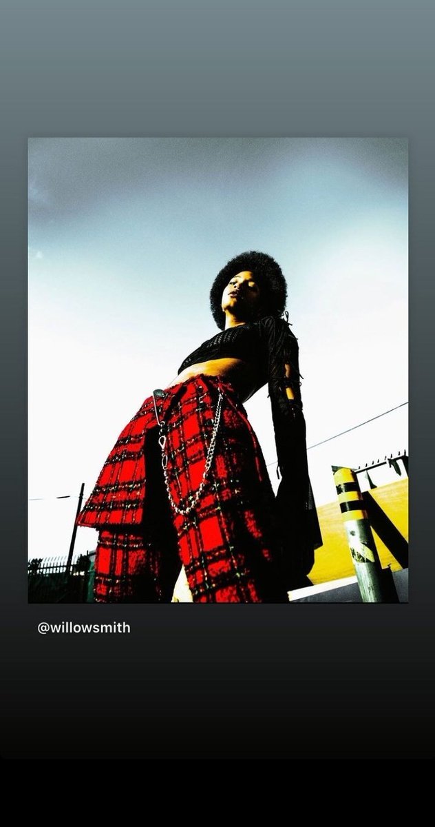 willowsmithAR's tweet photo. Willow reposteó una de sus publicaciones via historias de Instagram. 🤘🏽 https://t.co/ufedRNyGNC