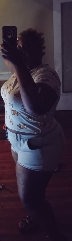 bbw215's tweet photo. Learning to love every inch of me🤗
#Loveyourself 
#BBWS https://t.co/NrwlBzlMzV
