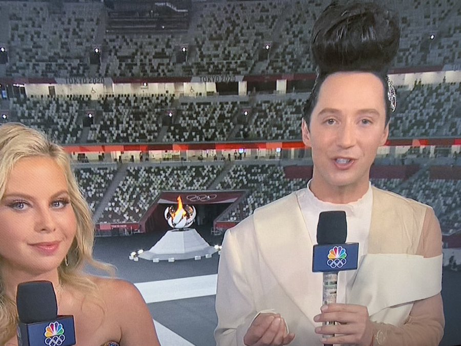 Watch: Johnny Weir had ridiculous hair for Olympics' Closing Ceremony |  Yardbarker