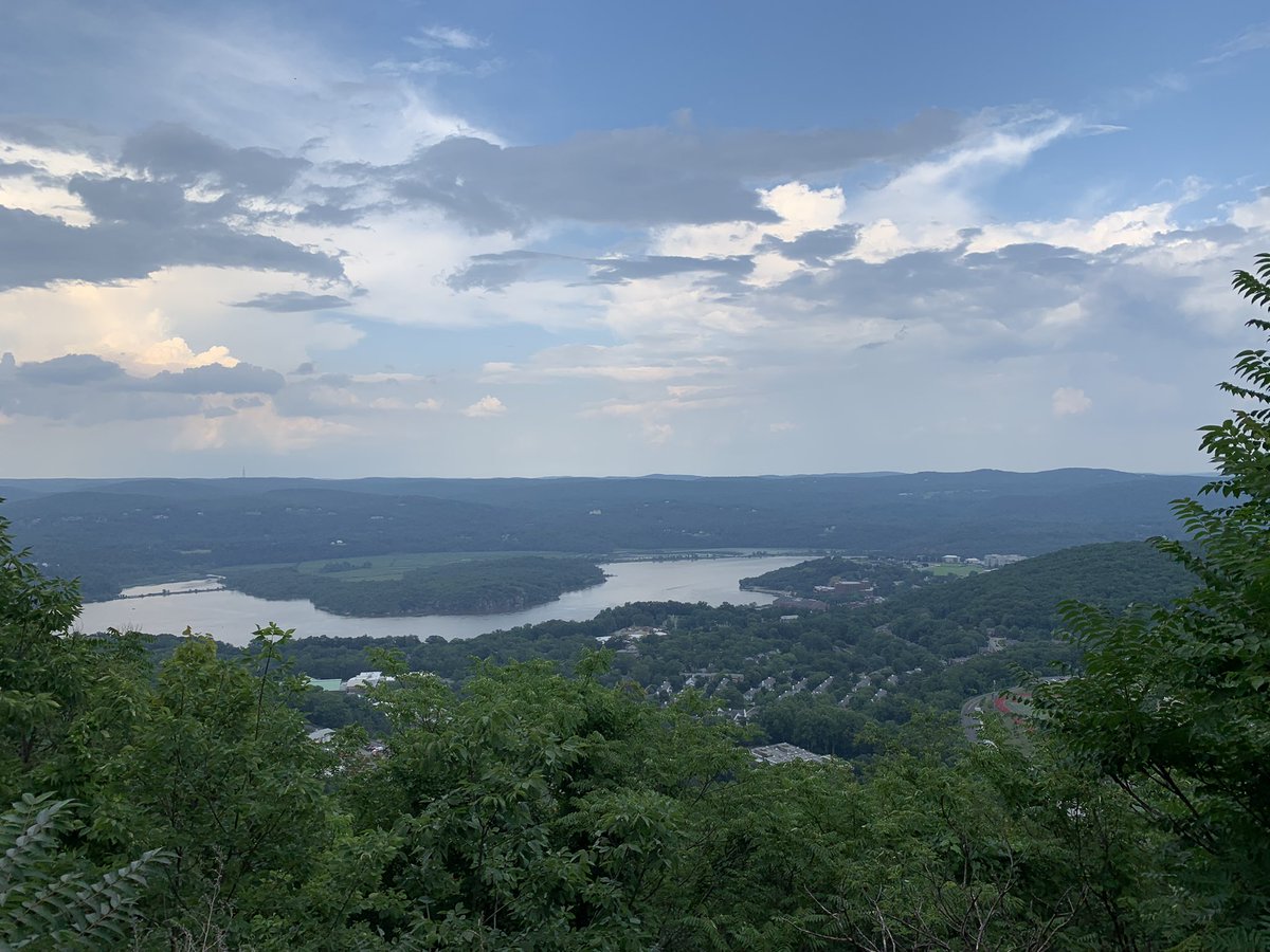 Starting a new chapter, thanks for the memories <a href="/genevaUSA/">The Geneva Foundation</a> and <a href="/WARRIOR_motion/">WARRIOR Biomechanics</a>!!