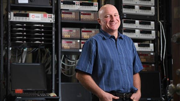 Kurt Kelty (@kurtkelty) on Twitter photo Insightful article by <a href="/stevelevine/">Steve LeVine</a> talking about <a href="/SilaGene/">Gene Berdichevsky</a>'s "Forever Battery" and work being done by Jeff Dahn <a href="/DalhousieChem/">Dalhousie Chemistry</a> to increase cycle life on EV battery cells such that recycling could become irrelevant buff.ly/3Au6PQd Insightful article by <a href="/stevelevine/">Steve LeVine</a> talking about <a href="/SilaGene/">Gene Berdichevsky</a>'s "Forever Battery" and work being done by Jeff Dahn <a href="/DalhousieChem/">Dalhousie Chemistry</a> to increase cycle life on EV battery cells such that recycling could become irrelevant buff.ly/3Au6PQd