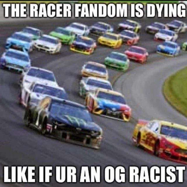 BLOXHATER's tweet photo. @vauntlyy @Modern_Chris_ @symfunnyy bro i meant this type of racist https://t.co/DFSBIbkuMY