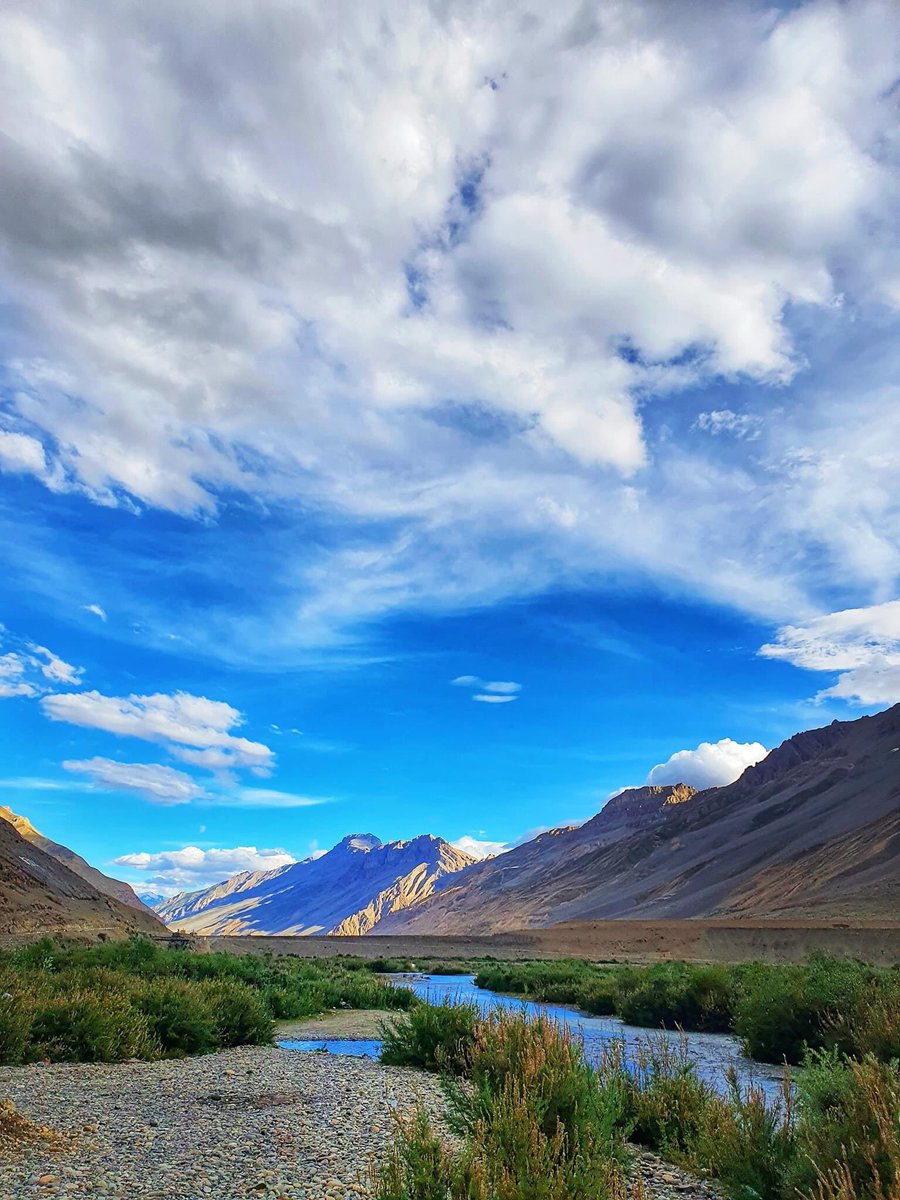 NorthRoutes's tweet photo. Get Quotation for Spiti Valley
.
.
Don’t forget to follow us for more updates
.
#kinnaur #kinnaurvalley #shimla #sharahan #sangla #chitkul #kalpa #himachalpradesh #himachaltourism #familytour #holiday #indiantourism #increadibleindia #increablehimachal #specialoffer #packag https://t.co/4y4WPKYsHO