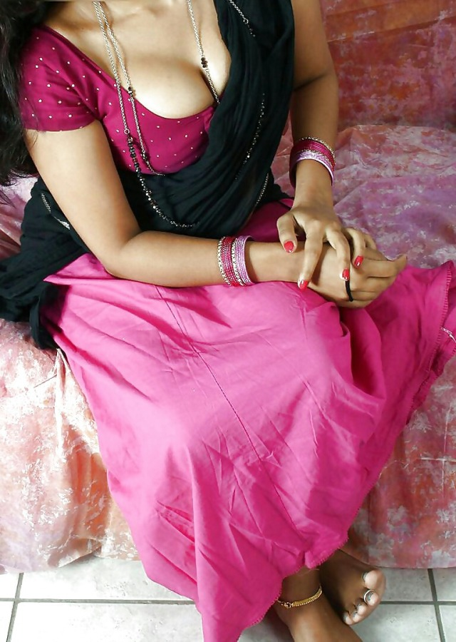 modeldollysingh's tweet photo. In Your Eyes… just for a Minute…. “Red Velvet”…. https://t.co/307li7x42d
