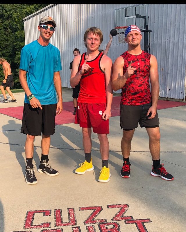 CuzzHoopsLeague's tweet photo. Congratulations to your 2021 Cuzz Hoops League champions, the Rim Breakers!! Also finals MVP @Jakeb_Terrell 🏆🥇 https://t.co/bREPMfln90