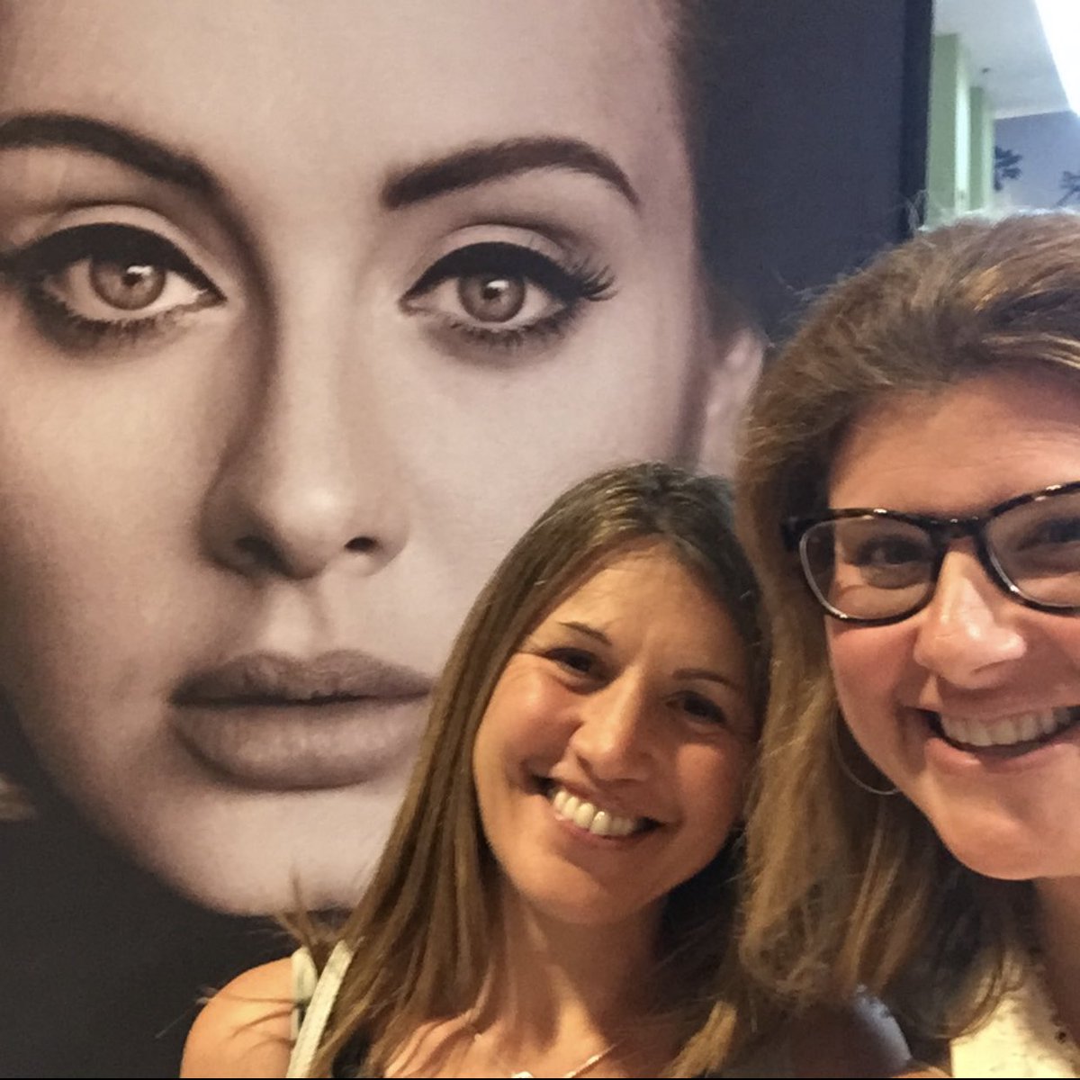 interactiveAmy's tweet image. Happiest birthday wishes to my sparkle bestie @danticoa! Hope this year brings us on more travels together - NYC, LA, ARK… where to next?!