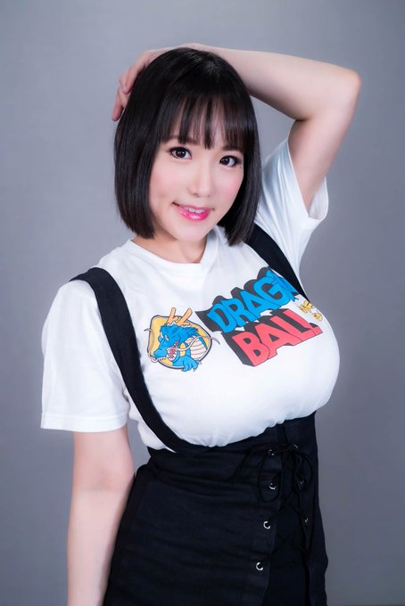 Collect the balls🐉  今週もよろしく！ https://t.co/vafRdUZMgg<a href="/tag/%E3%83%96%E3%83%A9%E3%82%B8%E3%83%A3%E3%83%BC%E3%81%AE%E6%97%A5"class="tags"><span>#ブラジャーの日</span></a>