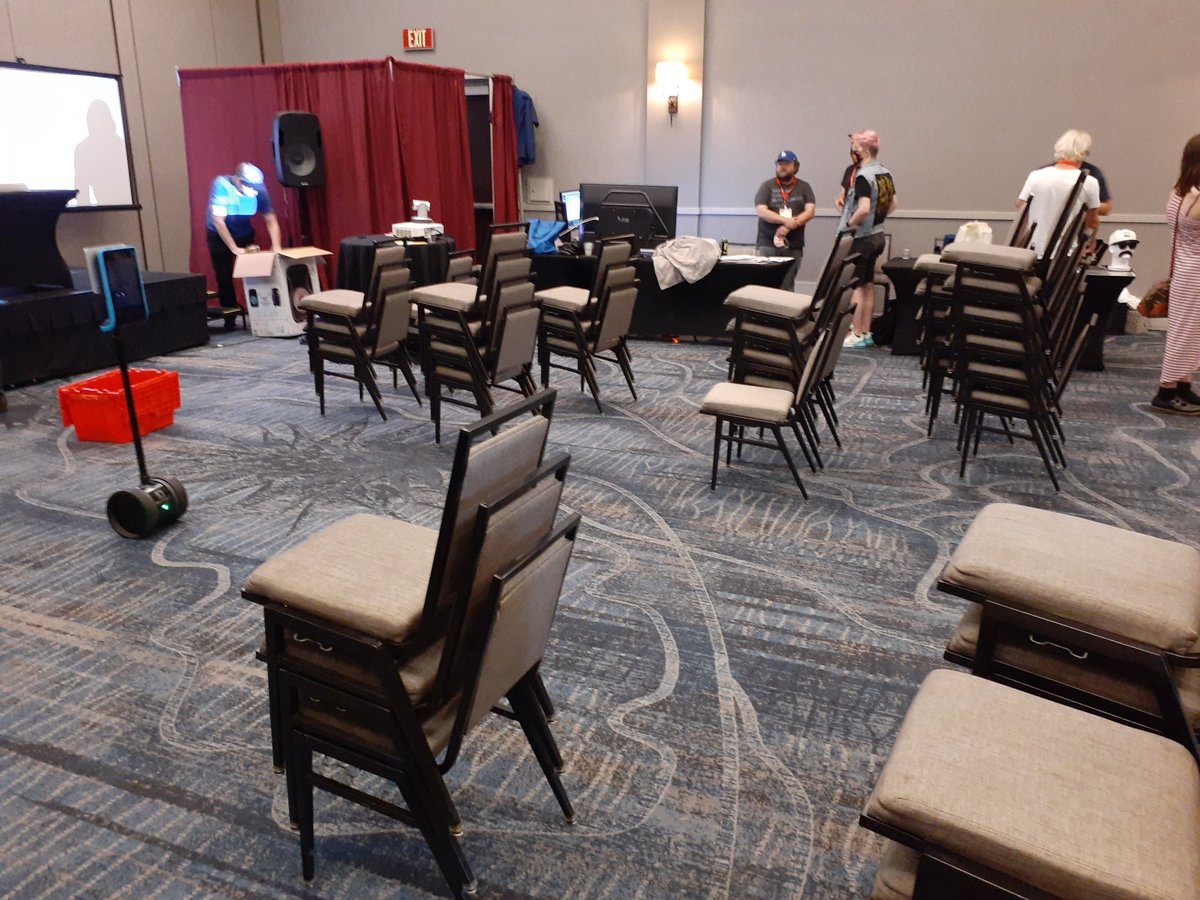SeanMillsMedia's tweet photo. And then it was over... #BugCon2021 https://t.co/5cp55dCmdQ