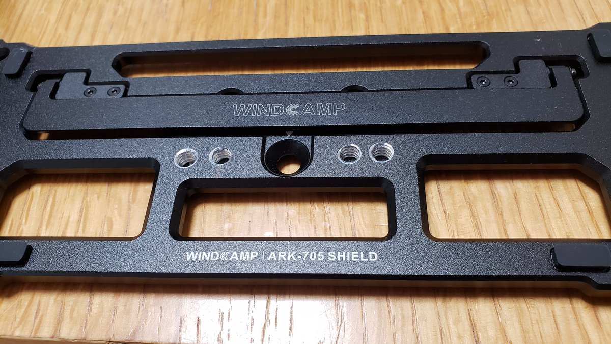 MIE_AN_787's tweet photo. IC-705のキャリーケージ
WINDCAMP のARK-705
カメラネジが無いので増やしてみました❗26個カメラネジができました😅
スタンドも使えます❗
#ic705
#windcamp
#アイコム https://t.co/uEMRxwjfRh