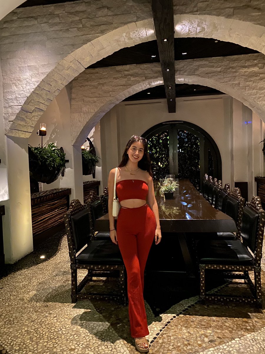 _wsandoval's tweet image. unas de anoche