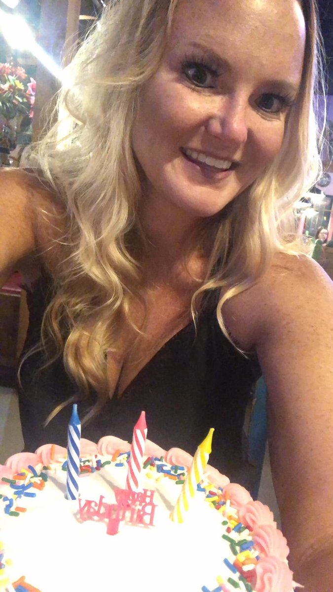 MeganGC1983's tweet photo. #Birthday #Number38 https://t.co/qI0yvlb05U