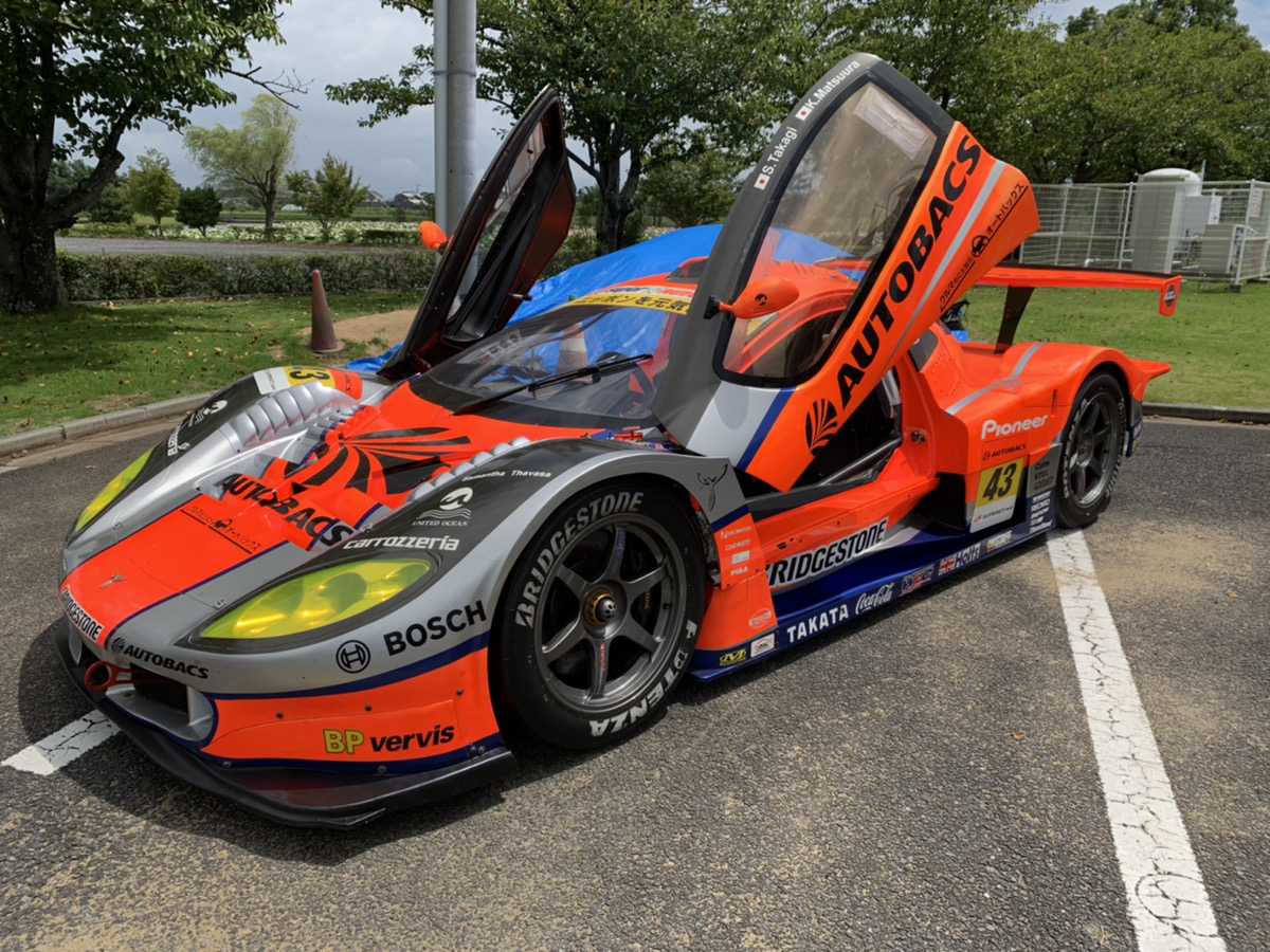 今だけお値下げ 2.4G仕様 TB-03 4WD ARTA garaiya 🏎スーパーGT レース車両ガライヤ展示の絶賛準備中‼ SUPER GT GT300