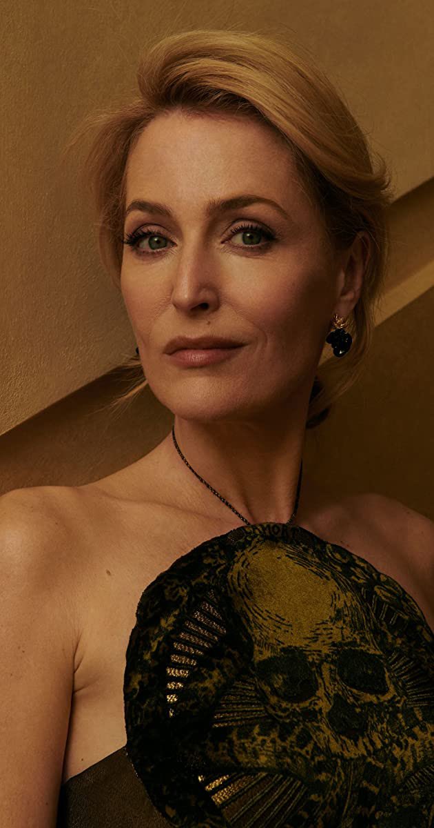 Happy birthday to my absolute queen, Gillian Anderson  