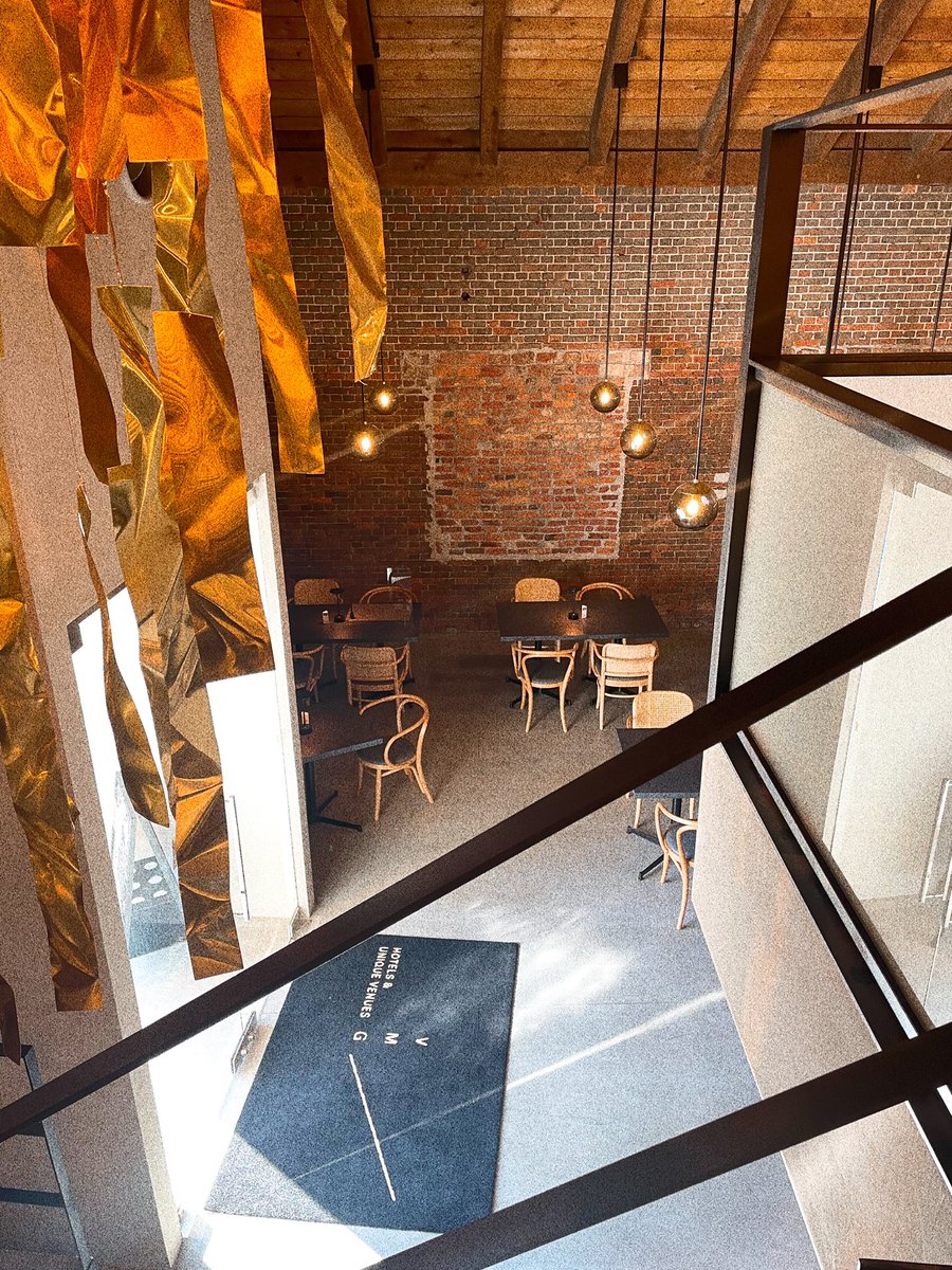 やよぴ على تويتر 函館の赤レンガ倉庫内に今年4月にopenした9室限定のリノベ宿 Nipponia函館 最高の港町リゾートだった 35平米以上のゆったりした空間に 目の前に広がる函館港と異国文化あふれる街並みがロマンチック ご飯がとにかく美味しすぎて驚いた 完全