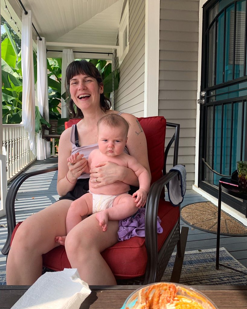 kaylyssa's tweet photo. @Cleavon_MD I was vaccinated with Pfizer at 39 weeks (1st dose) and 3 weeks postpartum (2nd). Breastfeeding, no supply issues. Baby was 9 lbs 5 oz, he is 4 months now and 99 % in everything. The boy is ROBUST https://t.co/2wGTz13NsR