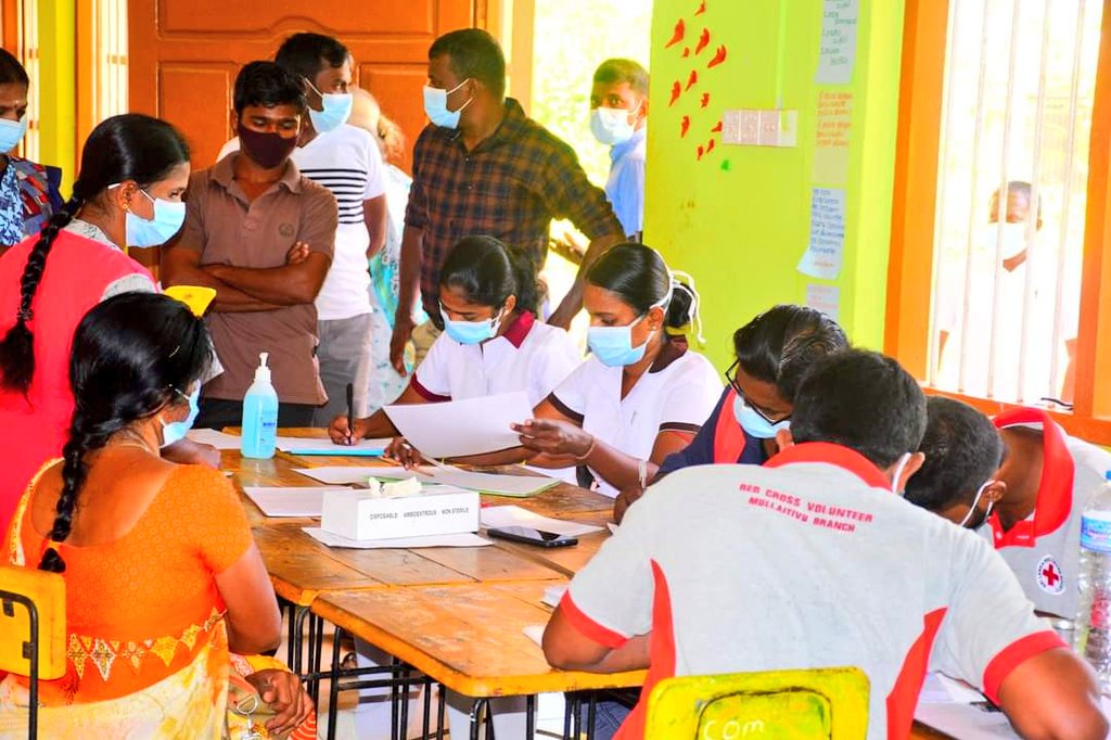 SLRedCross's tweet photo. As #COVID19 increases in severity, it's vital that we get vaccinated at the first available opportunity. 

📸 Volunteers from our Mullaitivu, Anuradhapura and Colombo branches help authorities carry out vaccination programmes in their respective districts. https://t.co/NTu7Lr4BFn