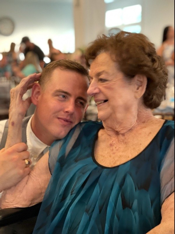 mulaK_hcullaB's tweet photo. My little brother got married this past Thursday, and no disrespect, but this is my favorite picture. Featuring my Papa's @TKE_Fraternity class ring from Southeastern Oklahoma State University #YITB @TKE_EH https://t.co/nJzNiejohM