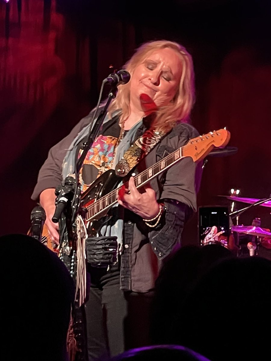 #melissaethridge live at the #bellyup #now in #aspen #colorado
#aspencolorado #singersongwriters #singers #singer #guitars #guitar #guitarist #liveperformer #musicians #concert #concertphotography #concertphotos #concertphoto #livemusic #livemusicphotography #concerts