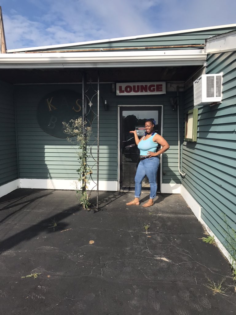 Kizzy_Key's tweet image. Guess who got her first location #firststep #bigstep #WeGotNext #highthirstlounge #comingsoon