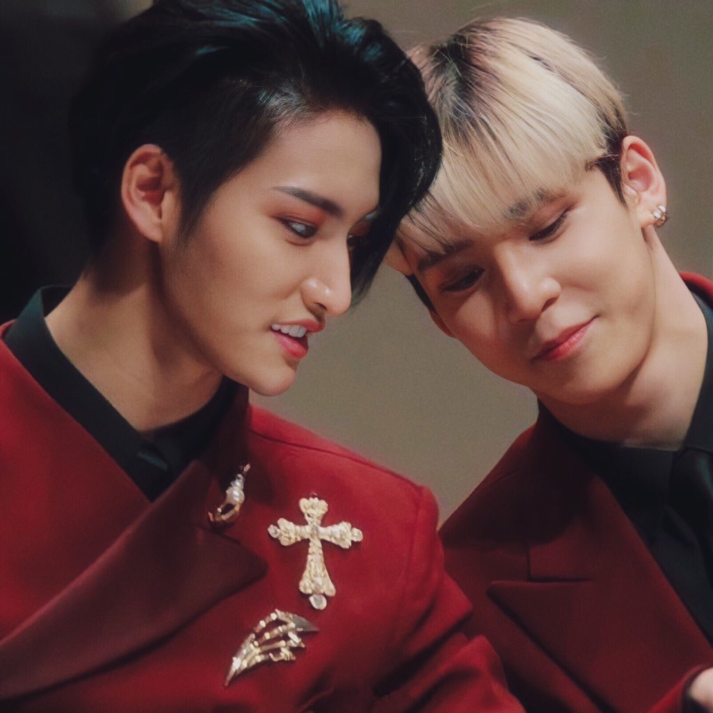 introtohwa's tweet photo. and when i tell you that seonghwa and yunho are the most precious? ☹️ https://t.co/rmkURba6pd