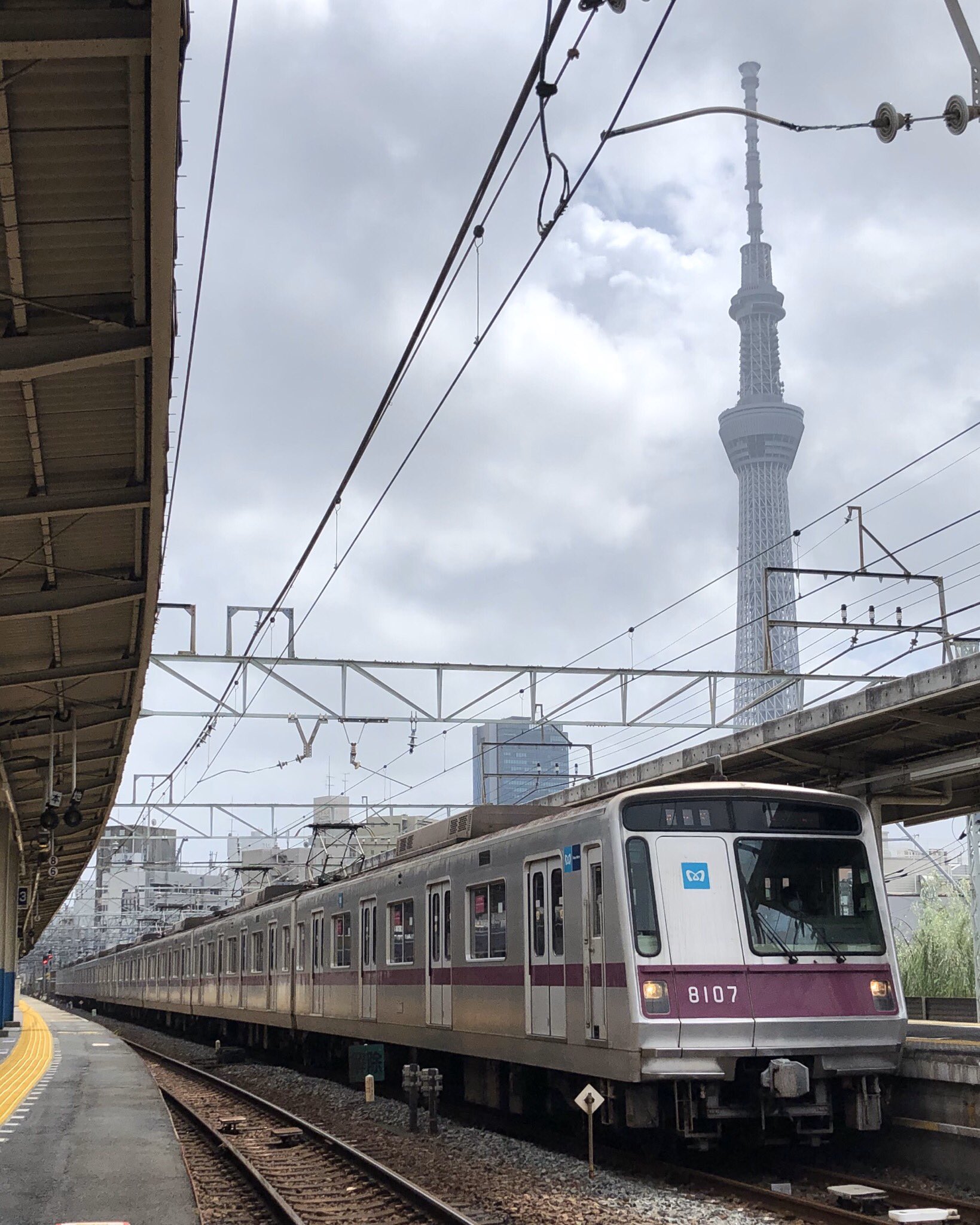 8000系8107F渡瀬北へ / X