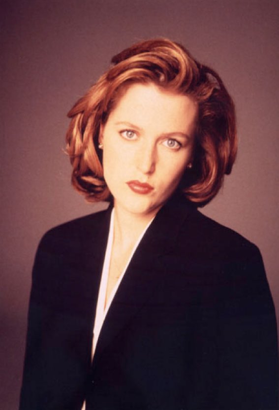 Happy birthday to the incredible Gillian Anderson 
