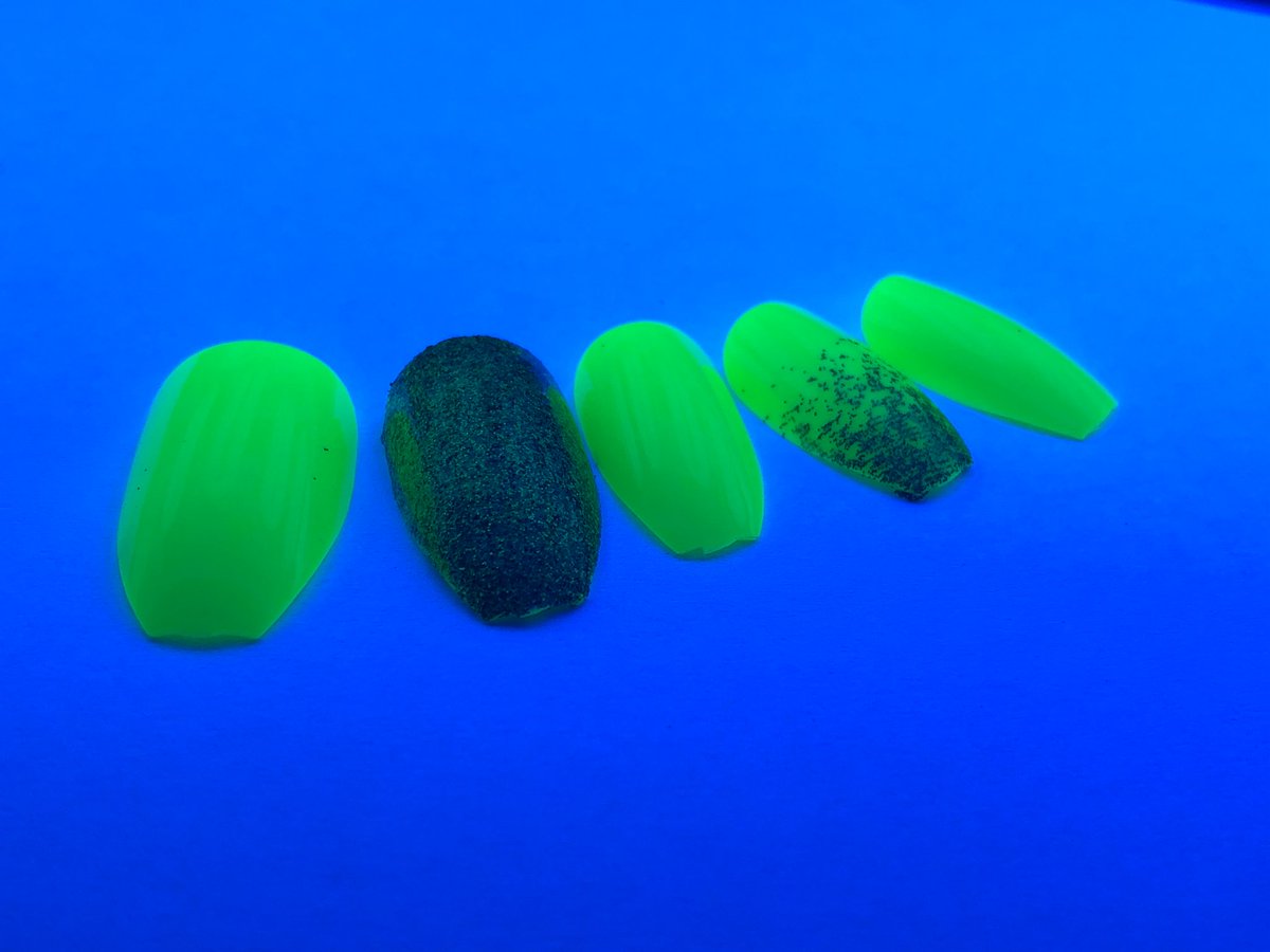 Neon Colors, Amazing! press on nails, false fingernails, self-stick nails #nailart #naildesign