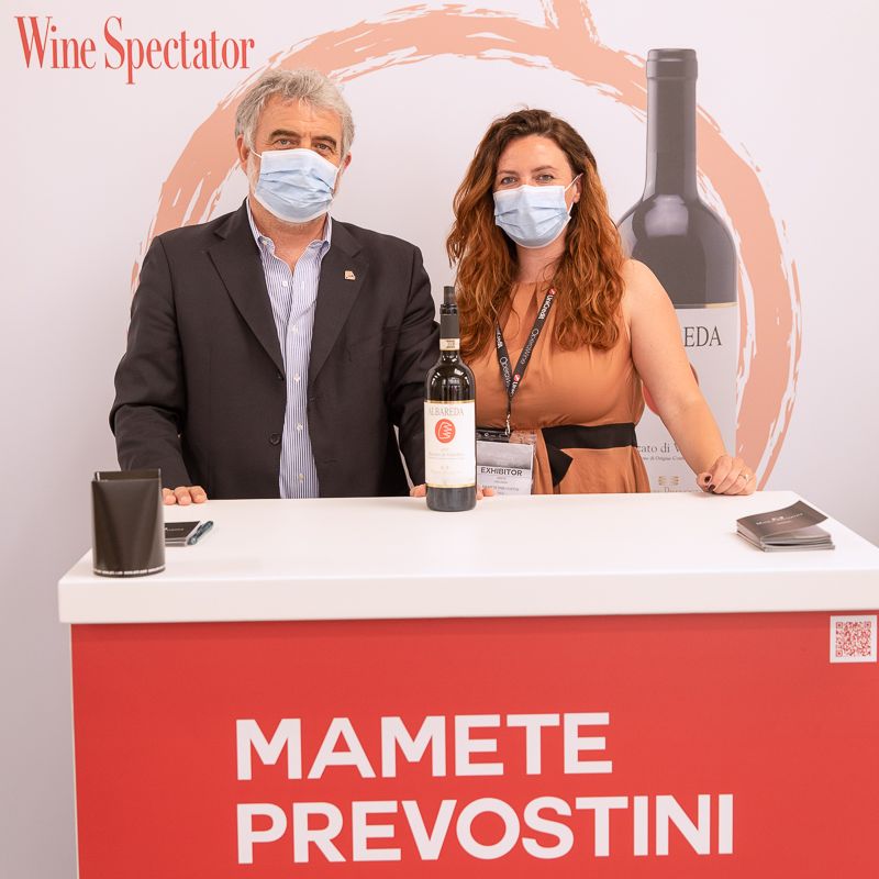 MyOperaWine's tweet photo. It’s really been an honor to have Mamete Prevostini at #OperaWine2021 with its Sforzato di Valtellina Albareda 2013. Thank you! (Full album on Facebook)| @M_Prevostini @WineSpectator #wineproducer #italianwinery #topitalianwines #winepeople #winetasting #wineevent #inpersonevents https://t.co/EQf5EE3Lr9