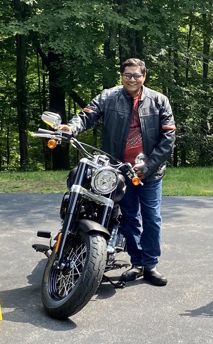 AmarBura1's tweet photo. Feels accomplished! Dream of owning a Harley!  First Ride: Logged a lovely 120 mile fun ride on Scenic NE roads! #iHOG #harleydavidson #hog https://t.co/ViOkBJI7cU