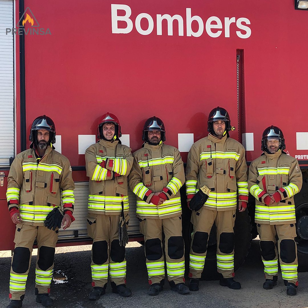 GrupoPrevinsa's tweet image. El Servicio de extinción de incendios 👩‍🚒 👨‍🚒 🚒 en los aeropuertos 🛫 de Lleida-Alguaire y Andorra-La Seu d'Urgell 🛫, nos ha sido adjudicada (UTE PREVINSA-GSA), estamos prestando el servicio desde el 1 de agosto.