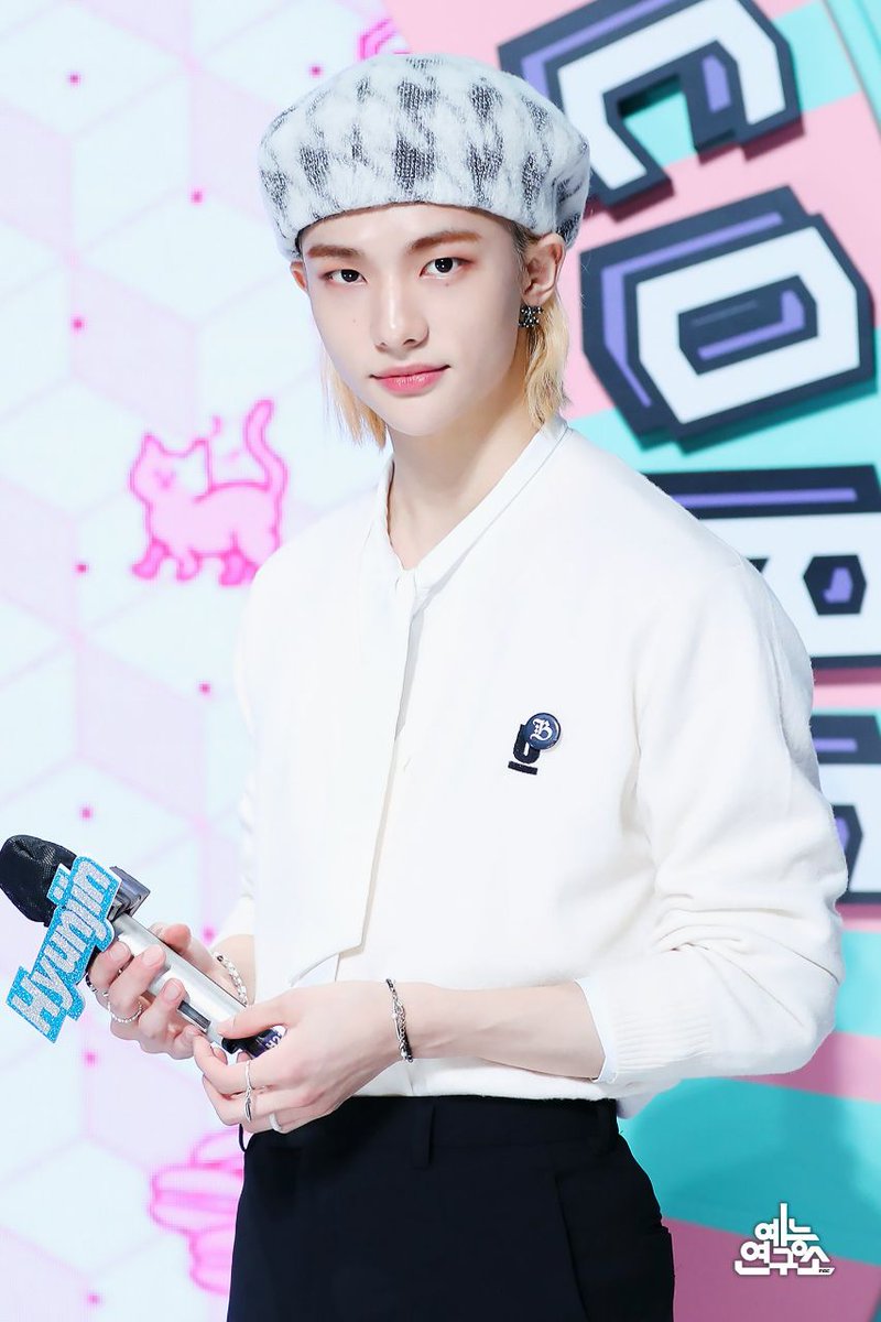 _miserablee_'s tweet photo. GRATEFUL FOR MC HYUNJIN
#Thankyou_MCHyunjin #현진
#StrayKids #스트레이키즈 @Stray_Kids https://t.co/BxPL3RQC9X