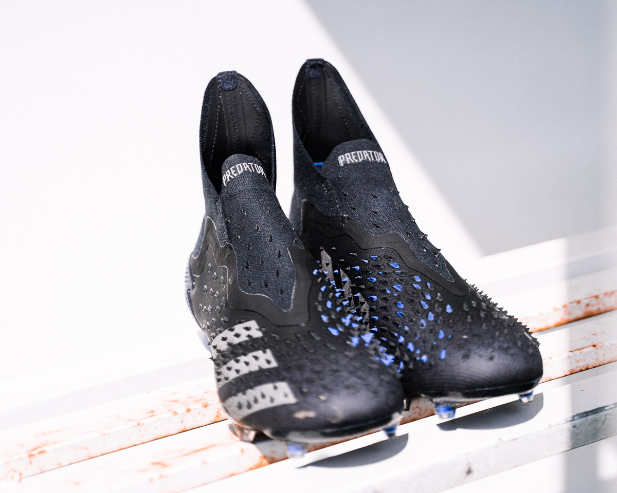 futbolemotion's tweet photo. ¿🔴🔴 / ⚫️⚫️?

Elige las @adidasfootball Predator Freak que más vayan con tu estilo. 
🛒 https://t.co/EPZFZSr6cT 
--
#adidasfootball
#PredatorFreak https://t.co/Xe3nRn6WVh