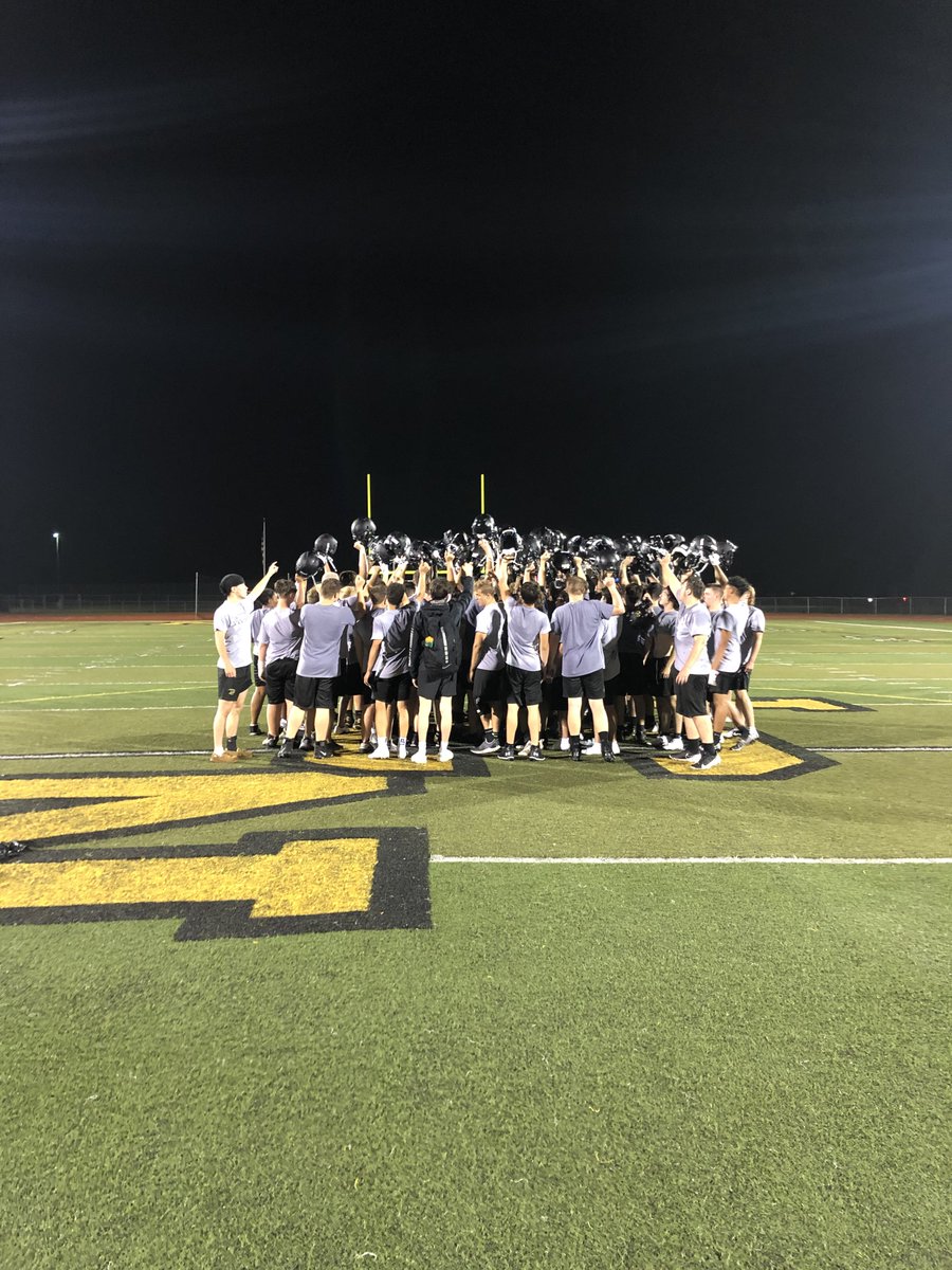 hannibalroda's tweet photo. North on 3, Family on 6! 

Great start tonight, Ladies and Gentlemen!!! https://t.co/TEjF8OnAyi