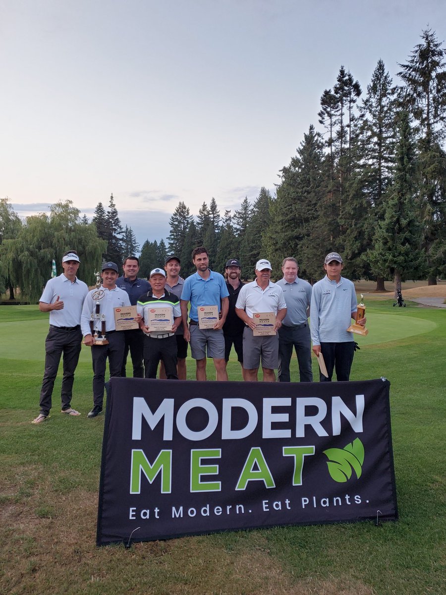 vancouvergolf's tweet photo. Huge shout out to @NewlandsGolf &amp; Title Sponsor @TheModernMeat for allowing us to stage a FIRST CLASS event on @VanGolfTour !!
Congrats to all winners, in particular to our Overall Champ @lamber1919 for his impressive 4 shot win 🏆!! #newlandsopen #modernmeat #VGT #Srixon #IGA https://t.co/Dr29EbTFoR