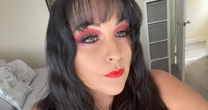 Festival vibe hen do on Saturday https://t.co/p2pN7XUZRh