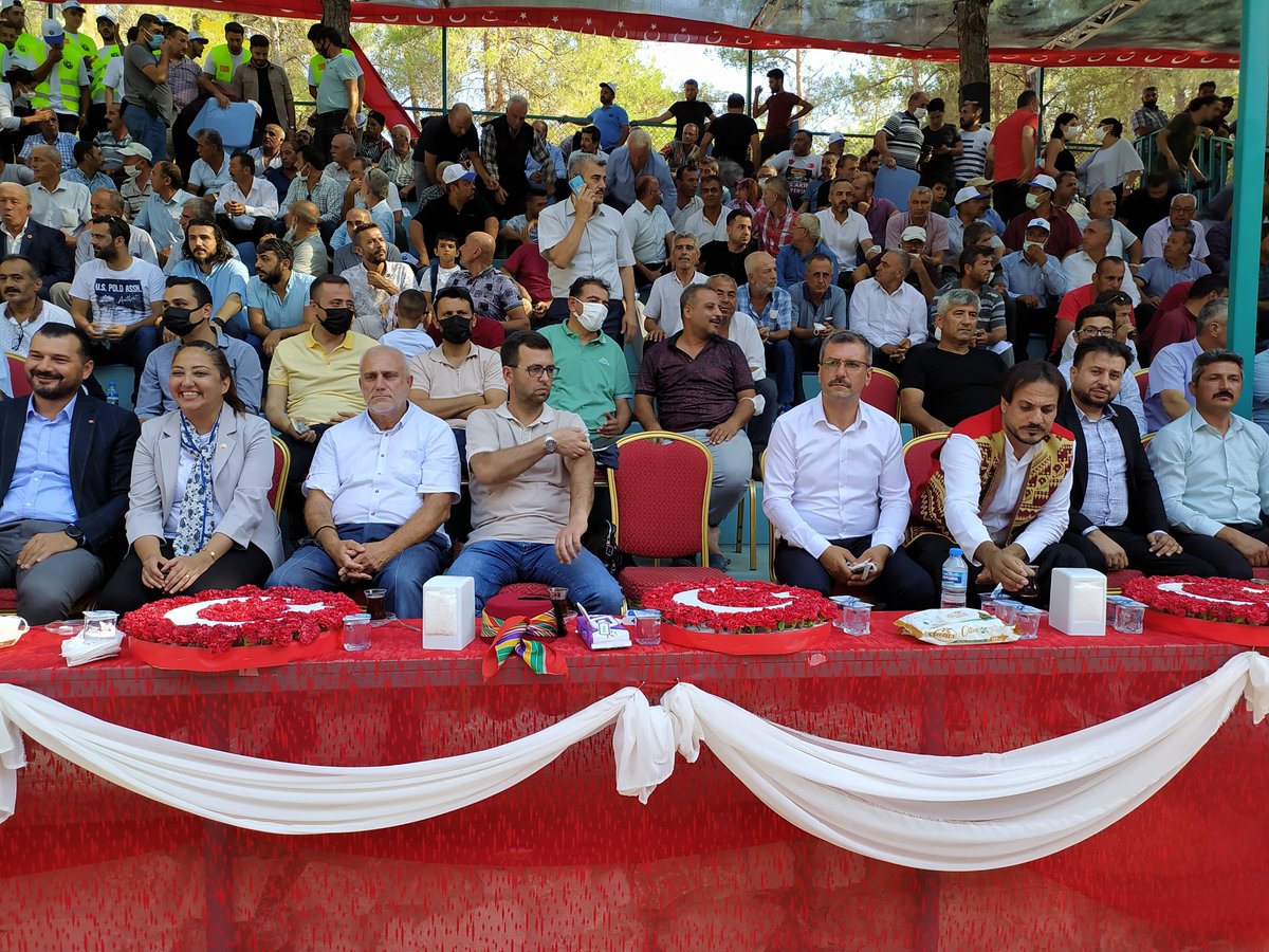 AntakyaRefah's tweet photo. Yeniden Refah Partisi Antakya İlçe Teşkilatı - Yayladağı Geleneksel Aba Güreşleri etkinliğinden görüntüler. https://t.co/LvxMxUQoDr