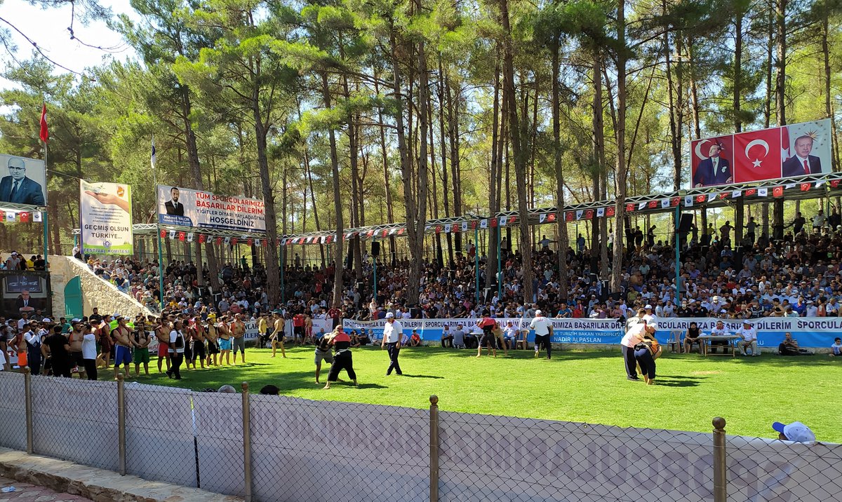 AntakyaRefah's tweet photo. Yeniden Refah Partisi Antakya İlçe Teşkilatı - Yayladağı Geleneksel Aba Güreşleri etkinliğinden görüntüler. https://t.co/3oES6P6oZG