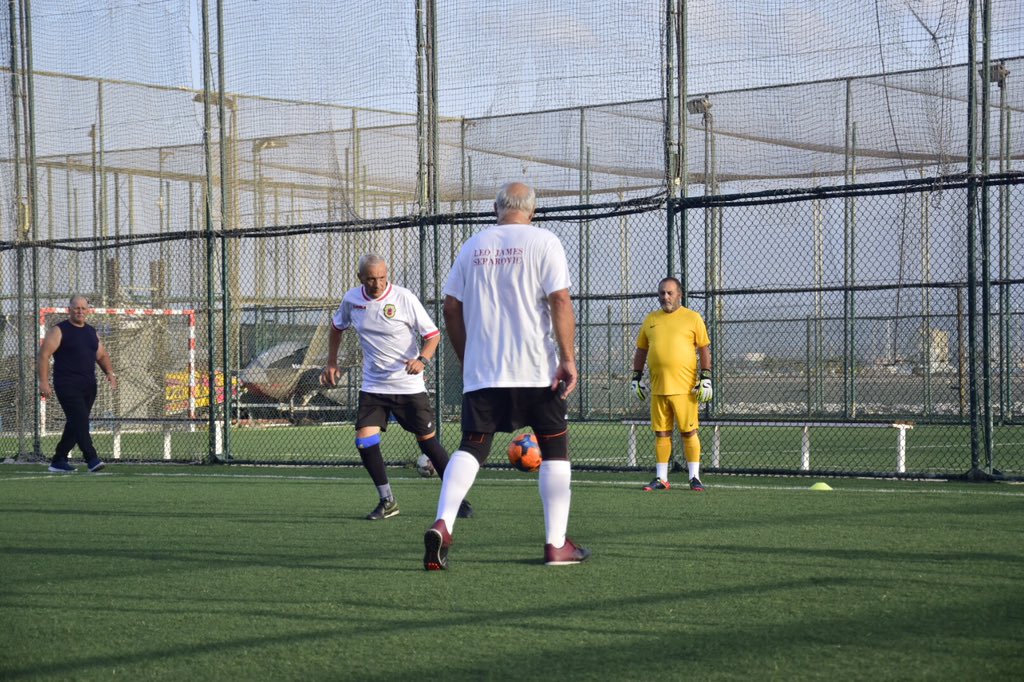 GibChronicleSports tweet media