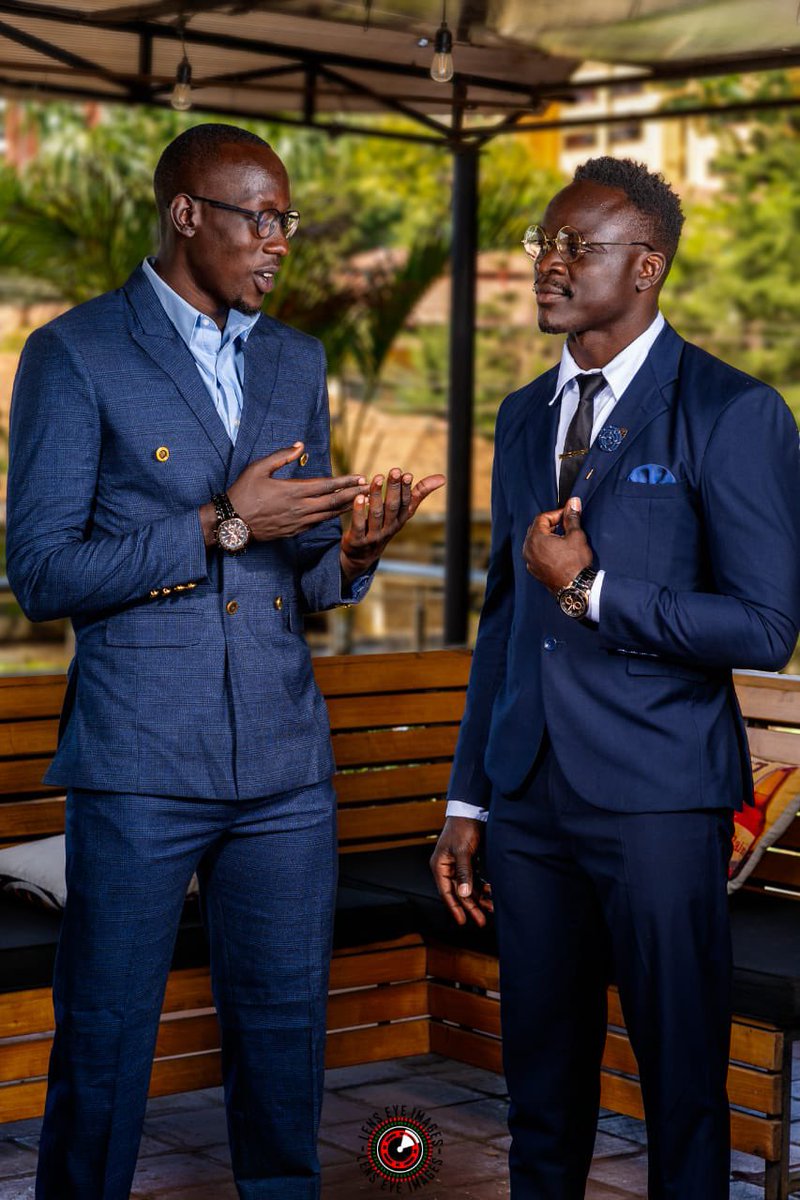 theOutLookbrand's tweet photo. For elegance and class. OutLook bespoke suits.
For Unisex Brands #OL_Inclusive
@Middii_
📸 by @LensEyeImage
#OLsuits #OLelegance #theOutLookbrand™️ #RevibeOutLook #lookgoodfeelgood #biggernbetter https://t.co/QljKYQaXoF