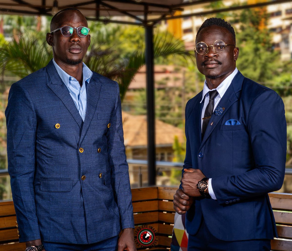 theOutLookbrand's tweet photo. For elegance and class. OutLook bespoke suits.
For Unisex Brands #OL_Inclusive
@Middii_
📸 by @LensEyeImage
#OLsuits #OLelegance #theOutLookbrand™️ #RevibeOutLook #lookgoodfeelgood #biggernbetter https://t.co/QljKYQaXoF