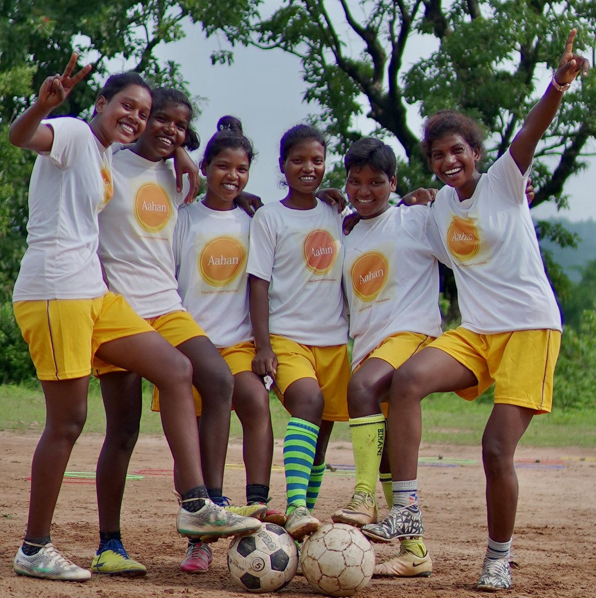 Access to play football to every girl is their dream. They had been daily wage labourers, brick kiln workers but today work harder to make their dream come true. Please support #Aahanbravehearts #GrassrootsHeroes #girlsfootball #grassrootsfootball #dream #nochildlabour
