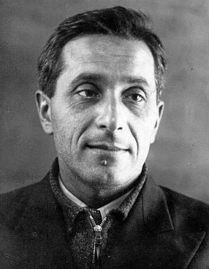 RusEmbSriLanka's tweet photo. 🗓️On August 9⃣, 1⃣8⃣9⃣4⃣, #Soviet #satirical #writer🖊️ Mikhail #Zoshchenko was born. With his deadpan style and sly wit, he quickly became one of the most popular #writers✍️ in the #USSR. His #shortstories📖 and #sketches were among the best comic #literature📚 of that time. https://t.co/P6wL8XA3eF